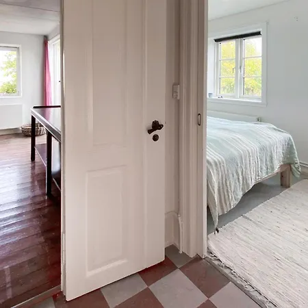 Дом отдыха Cozy In With Kitchen *